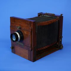 FRANSIZ AHŞAP KÖRÜKLÜ SAHA TİPİ FOTOĞRAF MAKİNESİ