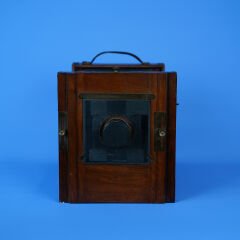 FRANSIZ AHŞAP KÖRÜKLÜ SAHA TİPİ FOTOĞRAF MAKİNESİ