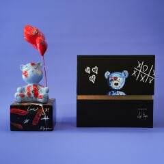 ASLI SAYAN LOVE AND ANİMALS SERİSİ BALONLU AYICIK FİGÜRÜ