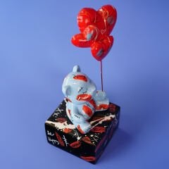 ASLI SAYAN LOVE AND ANİMALS SERİSİ BALONLU AYICIK FİGÜRÜ